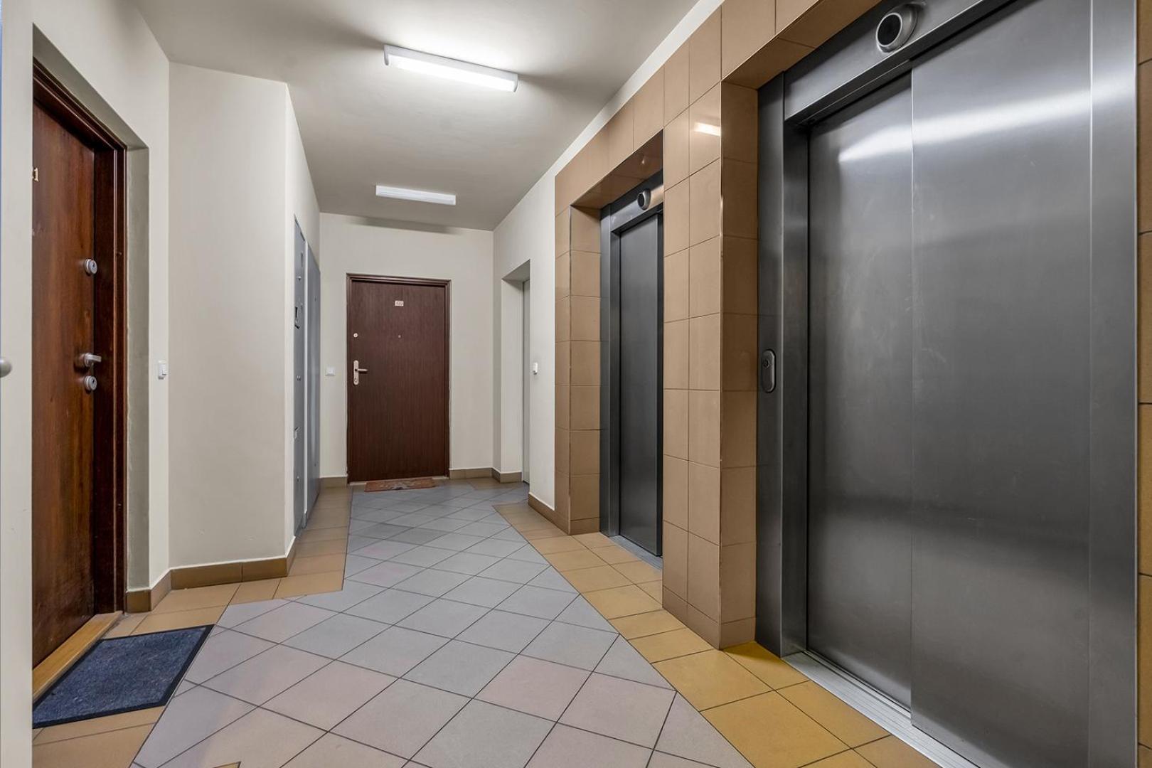 Metro Bemowo Comfort Studio Warsaw Ngoại thất bức ảnh